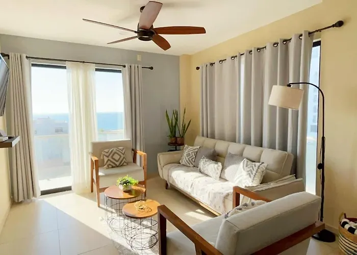 Apartment 1 Block From The Malecon Beach View - Flamingo 601