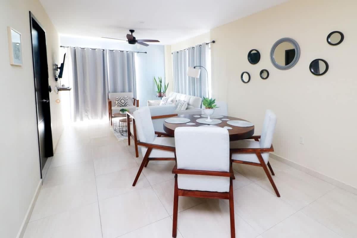 1 Block From The Malecon View - Flamingo 601 Сasa de vacaciones